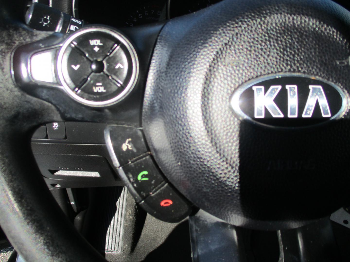 2016 GRAY Kia Soul (KNDJP3A54G7) , AUTOMATIC transmission, located at 540a Delsea Drive, Sewell, NJ, 08080, (856) 589-6888, 39.752560, -75.111206 - Photo#27